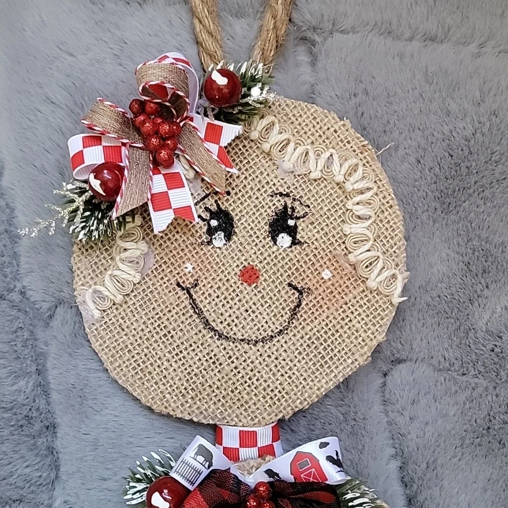 NWT GINGERBREAD WREATH